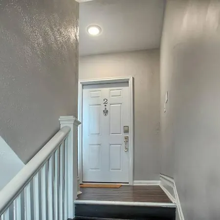 Suites On Seneca - Beautiful 1 Bedroom Apartment Harrisburg Exterior photo