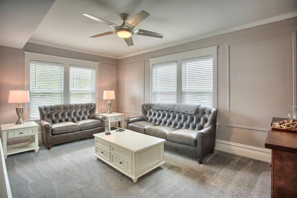 Apartment On Seneca - Beautiful 1 Bedroom *